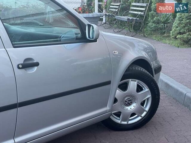Серый Фольксваген Бора, объемом двигателя 1.6 л и пробегом 140 тыс. км за 4599 $, фото 44 на Automoto.ua