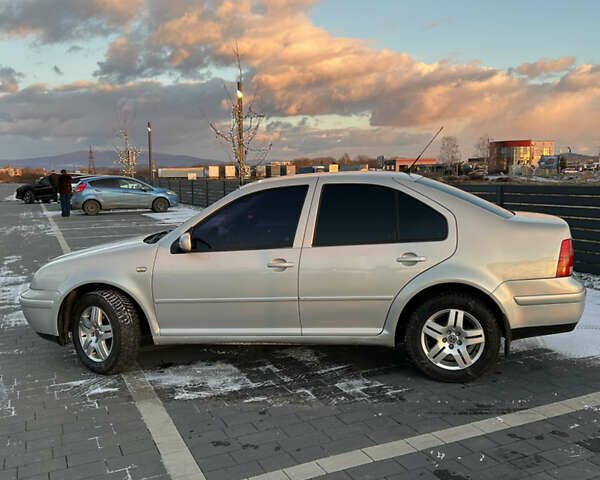 Сірий Фольксваген Бора, об'ємом двигуна 1.6 л та пробігом 356 тис. км за 3800 $, фото 4 на Automoto.ua