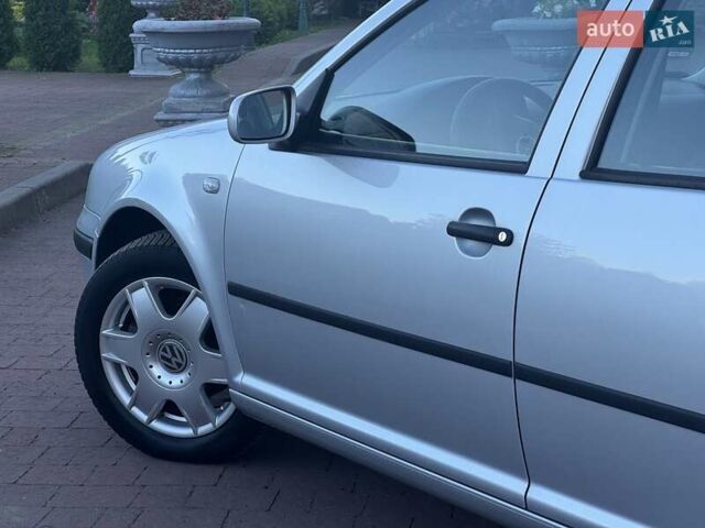 Серый Фольксваген Бора, объемом двигателя 1.6 л и пробегом 140 тыс. км за 4599 $, фото 55 на Automoto.ua