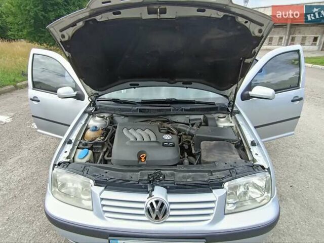 Серый Фольксваген Бора, объемом двигателя 2 л и пробегом 331 тыс. км за 3950 $, фото 19 на Automoto.ua