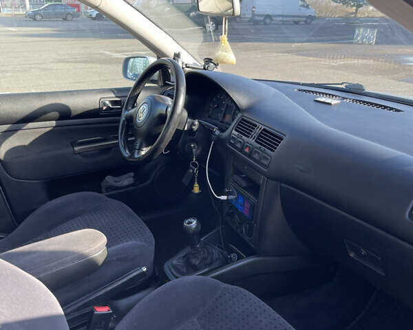 Серый Фольксваген Бора, объемом двигателя 1.39 л и пробегом 170 тыс. км за 4800 $, фото 10 на Automoto.ua