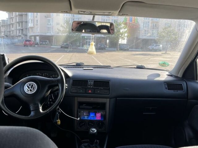 Серый Фольксваген Бора, объемом двигателя 1.4 л и пробегом 170 тыс. км за 4800 $, фото 5 на Automoto.ua