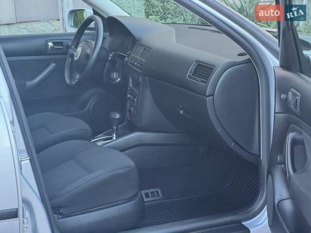 Серый Фольксваген Бора, объемом двигателя 1.6 л и пробегом 140 тыс. км за 4599 $, фото 79 на Automoto.ua