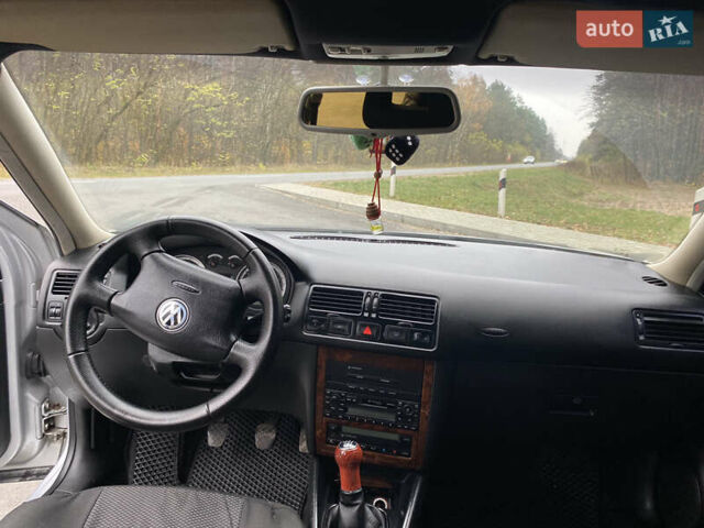 Серый Фольксваген Бора, объемом двигателя 1.9 л и пробегом 300 тыс. км за 4200 $, фото 6 на Automoto.ua