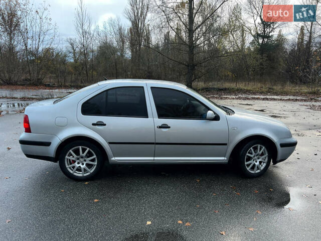 Серый Фольксваген Бора, объемом двигателя 1.6 л и пробегом 259 тыс. км за 4250 $, фото 3 на Automoto.ua