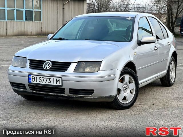 Сірий Фольксваген Бора, об'ємом двигуна 1.6 л та пробігом 275 тис. км за 3100 $, фото 1 на Automoto.ua