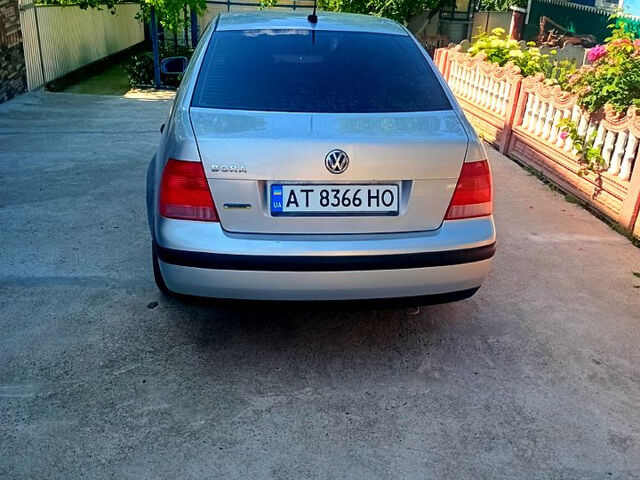 Серый Фольксваген Бора, объемом двигателя 1.4 л и пробегом 226 тыс. км за 3100 $, фото 2 на Automoto.ua