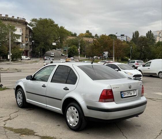 Серый Фольксваген Бора, объемом двигателя 1.6 л и пробегом 143 тыс. км за 3400 $, фото 1 на Automoto.ua