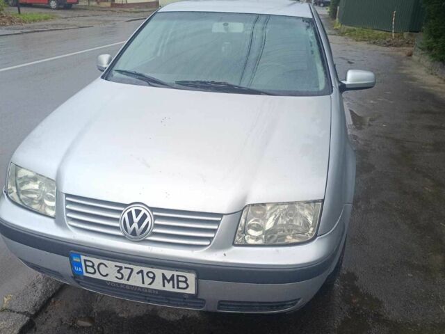 Сірий Фольксваген Бора, об'ємом двигуна 1.6 л та пробігом 285 тис. км за 3900 $, фото 4 на Automoto.ua