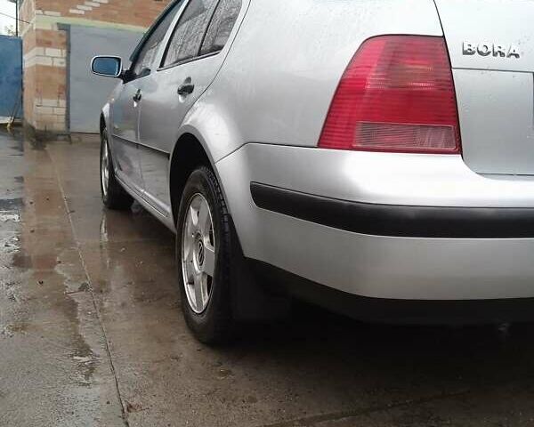 Серый Фольксваген Бора, объемом двигателя 1.6 л и пробегом 287 тыс. км за 4399 $, фото 5 на Automoto.ua