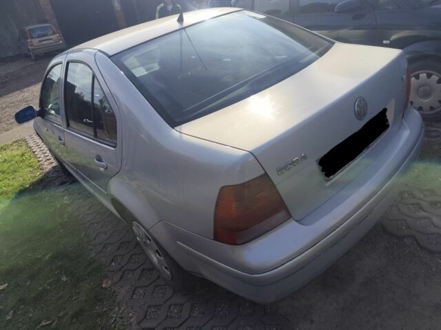 Фольксваген Бора 2001 у Рівному на Automoto.ua Сірий Фольксваген Бора, об'ємом двигуна 1.9 л та пробігом 300 тис. км за 1989 $, фото 3 на Automoto.ua