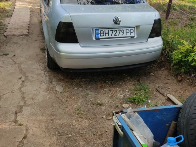 Серый Фольксваген Бора, объемом двигателя 2 л и пробегом 320 тыс. км за 3800 $, фото 1 на Automoto.ua