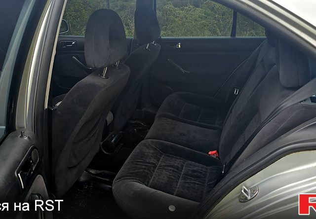 Серый Фольксваген Бора, объемом двигателя 1.6 л и пробегом 355 тыс. км за 2700 $, фото 5 на Automoto.ua