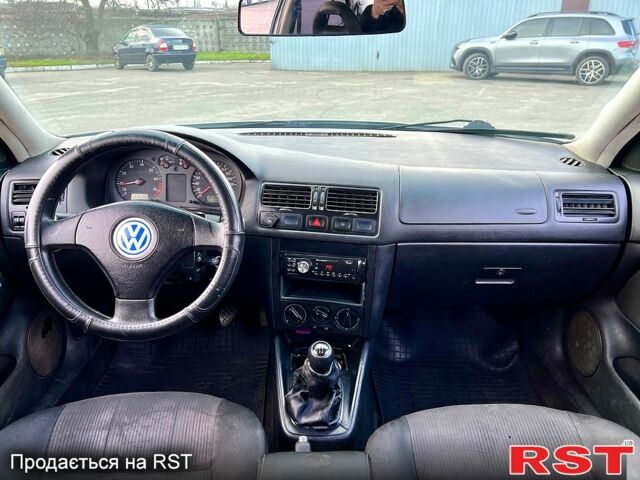 Сірий Фольксваген Бора, об'ємом двигуна 1.6 л та пробігом 275 тис. км за 3100 $, фото 12 на Automoto.ua