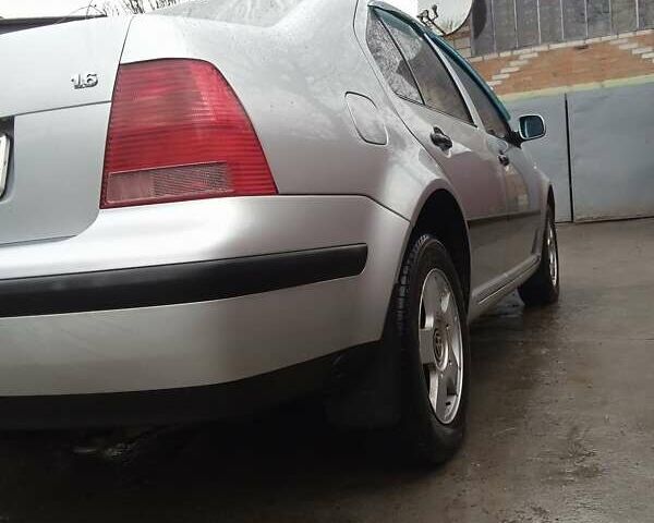 Серый Фольксваген Бора, объемом двигателя 1.6 л и пробегом 287 тыс. км за 4399 $, фото 4 на Automoto.ua