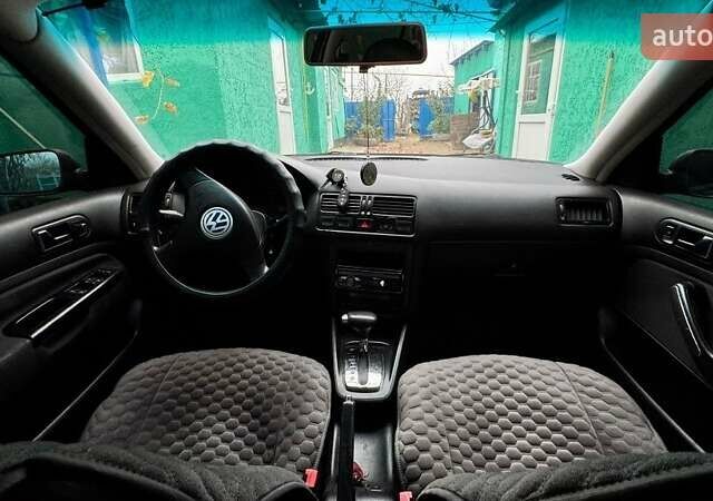 Серый Фольксваген Бора, объемом двигателя 1.6 л и пробегом 290 тыс. км за 3000 $, фото 3 на Automoto.ua