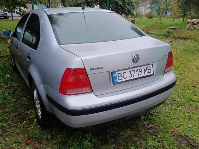 Сірий Фольксваген Бора, об'ємом двигуна 1.6 л та пробігом 285 тис. км за 3900 $, фото 1 на Automoto.ua