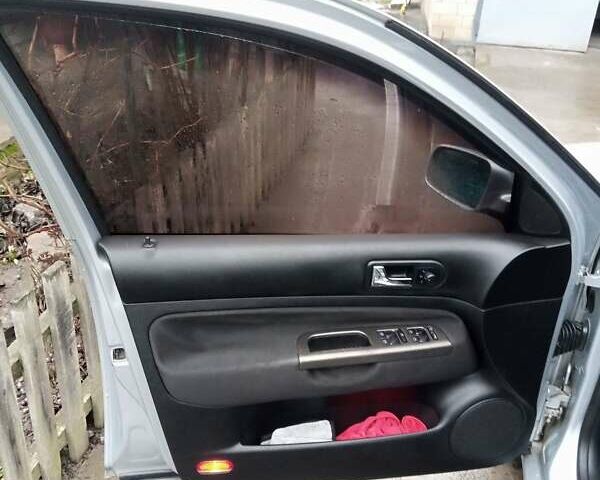 Серый Фольксваген Бора, объемом двигателя 1.6 л и пробегом 287 тыс. км за 4399 $, фото 10 на Automoto.ua