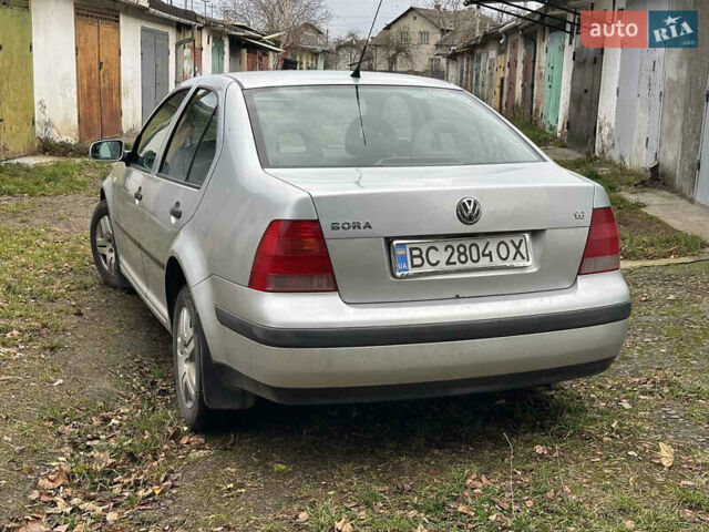 Серый Фольксваген Бора, объемом двигателя 1.6 л и пробегом 220 тыс. км за 1650 $, фото 3 на Automoto.ua