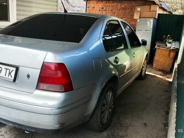 Серый Фольксваген Бора, объемом двигателя 1.6 л и пробегом 300 тыс. км за 3100 $, фото 2 на Automoto.ua