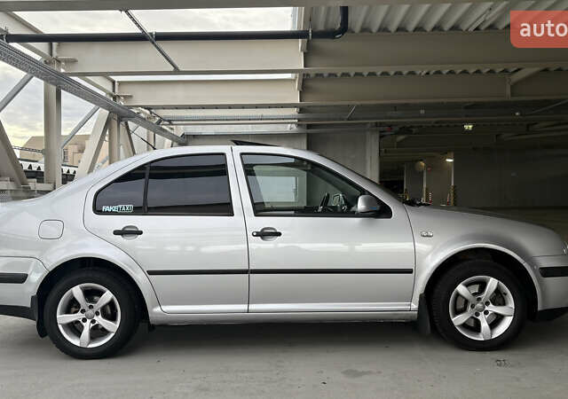 Серый Фольксваген Бора, объемом двигателя 1.6 л и пробегом 273 тыс. км за 4000 $, фото 9 на Automoto.ua