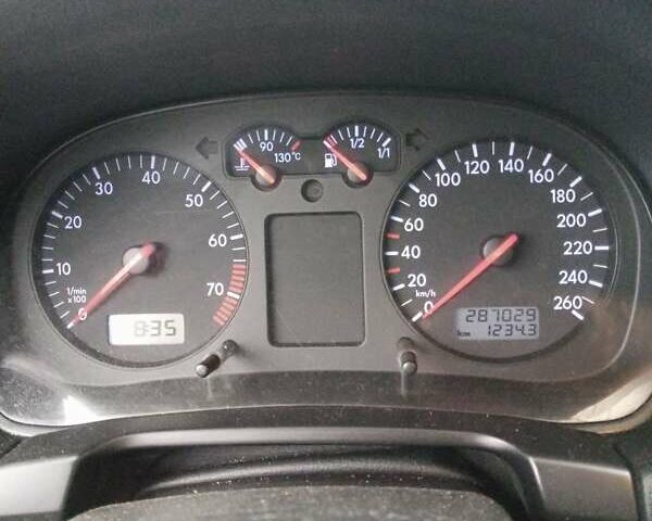 Серый Фольксваген Бора, объемом двигателя 1.6 л и пробегом 287 тыс. км за 4399 $, фото 16 на Automoto.ua