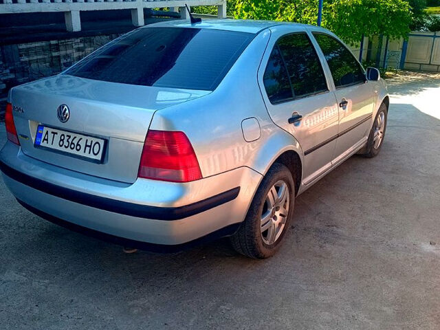 Серый Фольксваген Бора, объемом двигателя 1.4 л и пробегом 226 тыс. км за 3100 $, фото 4 на Automoto.ua