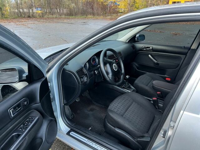 Сірий Фольксваген Бора, об'ємом двигуна 1.6 л та пробігом 259 тис. км за 4250 $, фото 4 на Automoto.ua