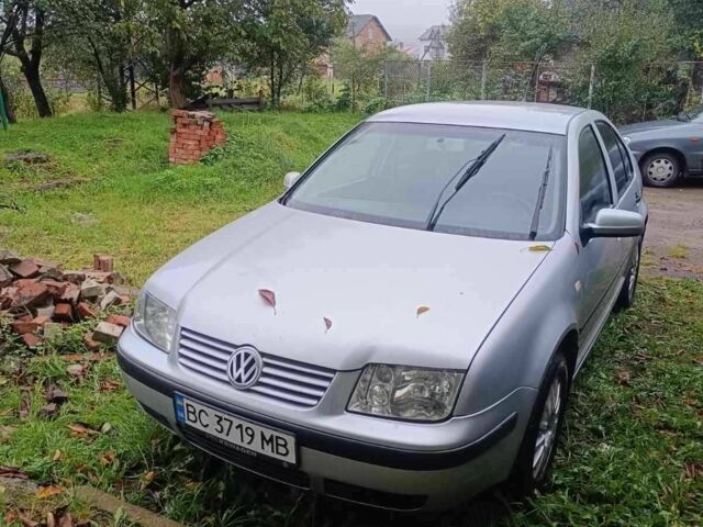 Сірий Фольксваген Бора, об'ємом двигуна 1.6 л та пробігом 285 тис. км за 3900 $, фото 3 на Automoto.ua