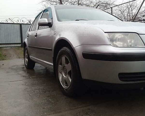 Серый Фольксваген Бора, объемом двигателя 1.6 л и пробегом 287 тыс. км за 4399 $, фото 2 на Automoto.ua