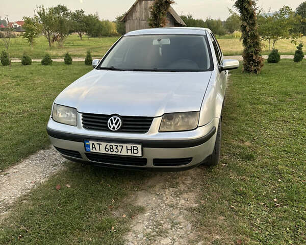 Серый Фольксваген Бора, объемом двигателя 1.9 л и пробегом 460 тыс. км за 3300 $, фото 2 на Automoto.ua