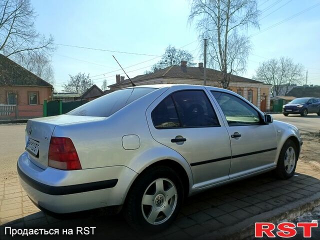 Серый Фольксваген Бора, объемом двигателя 2 л и пробегом 256 тыс. км за 3850 $, фото 2 на Automoto.ua