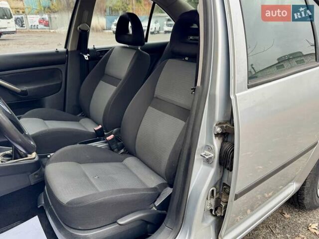 Серый Фольксваген Бора, объемом двигателя 2 л и пробегом 199 тыс. км за 2990 $, фото 16 на Automoto.ua