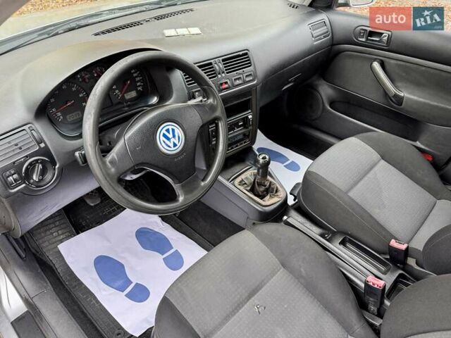 Серый Фольксваген Бора, объемом двигателя 2 л и пробегом 199 тыс. км за 2990 $, фото 24 на Automoto.ua