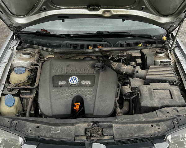 Серый Фольксваген Бора, объемом двигателя 1.6 л и пробегом 234 тыс. км за 4000 $, фото 16 на Automoto.ua