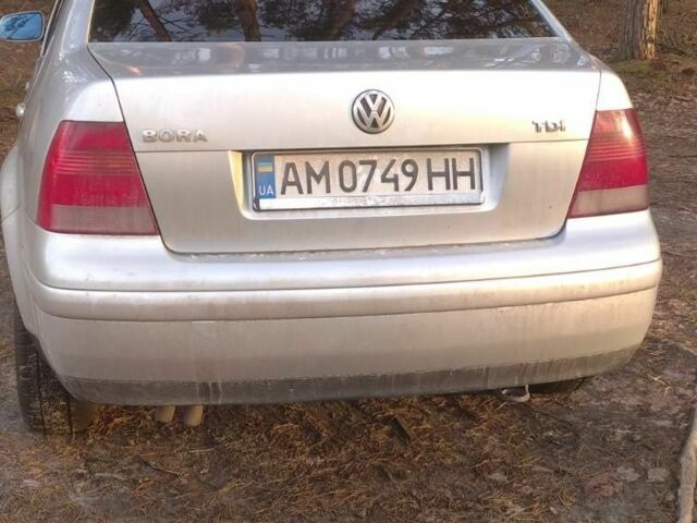 Серый Фольксваген Бора, объемом двигателя 1.9 л и пробегом 300 тыс. км за 4950 $, фото 3 на Automoto.ua