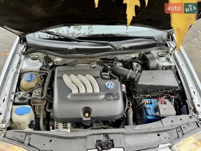 Серый Фольксваген Бора, объемом двигателя 2 л и пробегом 199 тыс. км за 2990 $, фото 29 на Automoto.ua