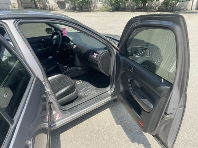 Серый Фольксваген Бора, объемом двигателя 1.6 л и пробегом 280 тыс. км за 3600 $, фото 3 на Automoto.ua