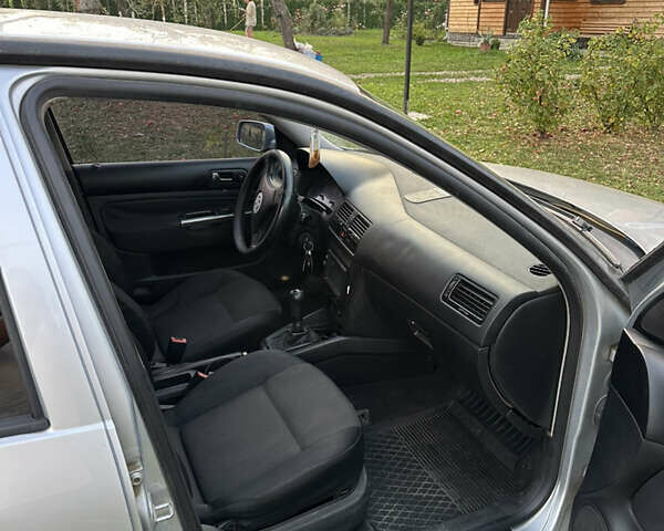 Серый Фольксваген Бора, объемом двигателя 1.9 л и пробегом 460 тыс. км за 3300 $, фото 8 на Automoto.ua