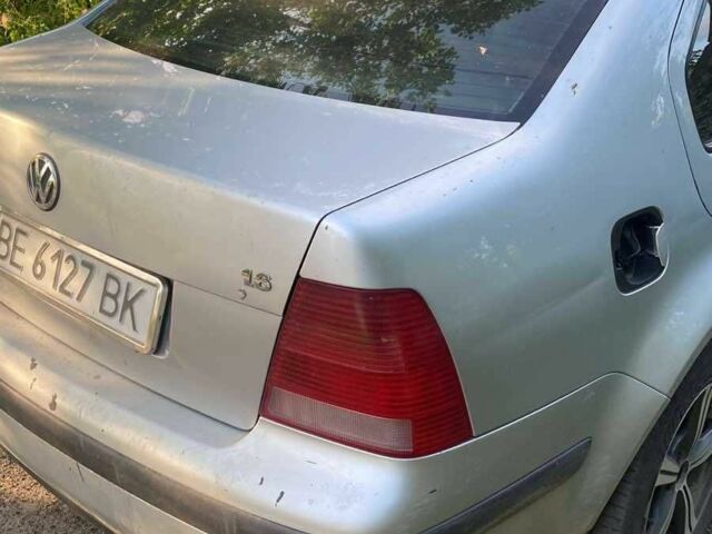 Серый Фольксваген Бора, объемом двигателя 1.6 л и пробегом 380 тыс. км за 2200 $, фото 4 на Automoto.ua