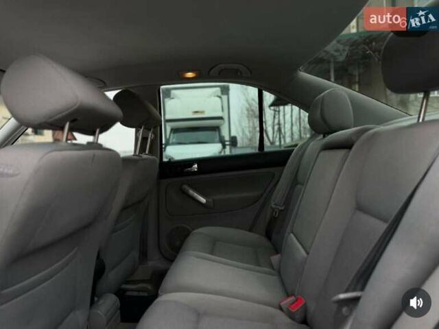 Серый Фольксваген Бора, объемом двигателя 1.6 л и пробегом 212 тыс. км за 4500 $, фото 19 на Automoto.ua