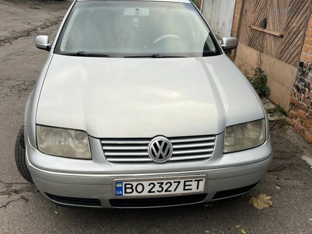 Серый Фольксваген Бора, объемом двигателя 1.6 л и пробегом 358 тыс. км за 2650 $, фото 1 на Automoto.ua