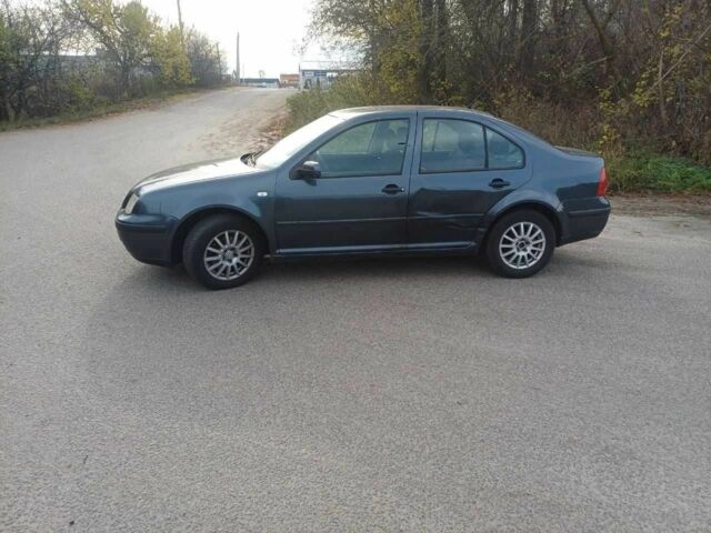 Серый Фольксваген Бора, объемом двигателя 1.9 л и пробегом 308 тыс. км за 2200 $, фото 2 на Automoto.ua