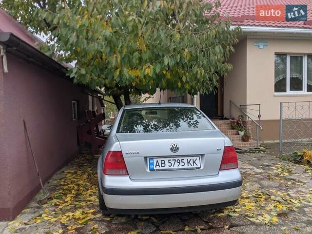 Серый Фольксваген Бора, объемом двигателя 1.6 л и пробегом 330 тыс. км за 4200 $, фото 4 на Automoto.ua