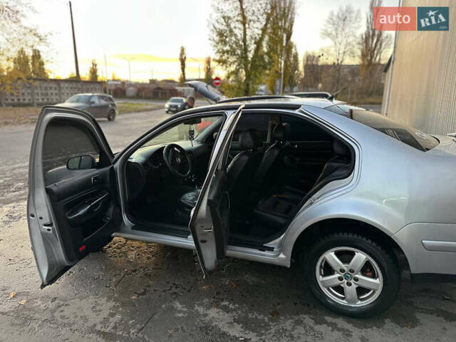 Сірий Фольксваген Бора, об'ємом двигуна 1.8 л та пробігом 264 тис. км за 4300 $, фото 2 на Automoto.ua