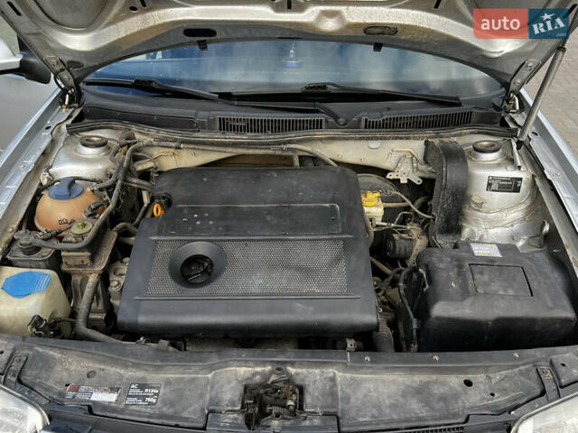 Фольксваген Бора 2002 у Дніпро (Дніпропетровську) на Automoto.ua Сірий Фольксваген Бора, об'ємом двигуна 1.6 л та пробігом 274 тис. км за 4300 $, фото 18 на Automoto.ua