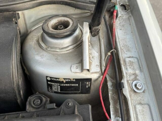 Сірий Фольксваген Бора, об'ємом двигуна 1.6 л та пробігом 399 тис. км за 3400 $, фото 8 на Automoto.ua