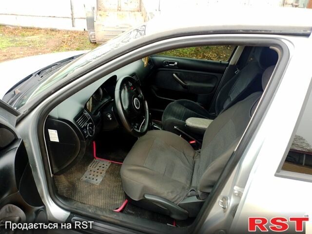 Сірий Фольксваген Бора, об'ємом двигуна 2 л та пробігом 0 тис. км за 3650 $, фото 5 на Automoto.ua