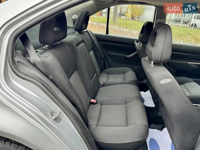 Серый Фольксваген Бора, объемом двигателя 2 л и пробегом 199 тыс. км за 2990 $, фото 19 на Automoto.ua