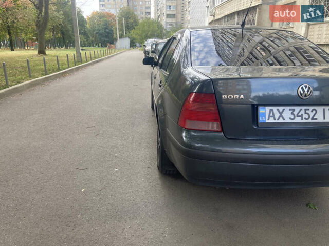 Серый Фольксваген Бора, объемом двигателя 1.98 л и пробегом 340 тыс. км за 4200 $, фото 4 на Automoto.ua